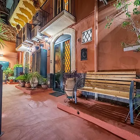 Vacanze Apartment *
